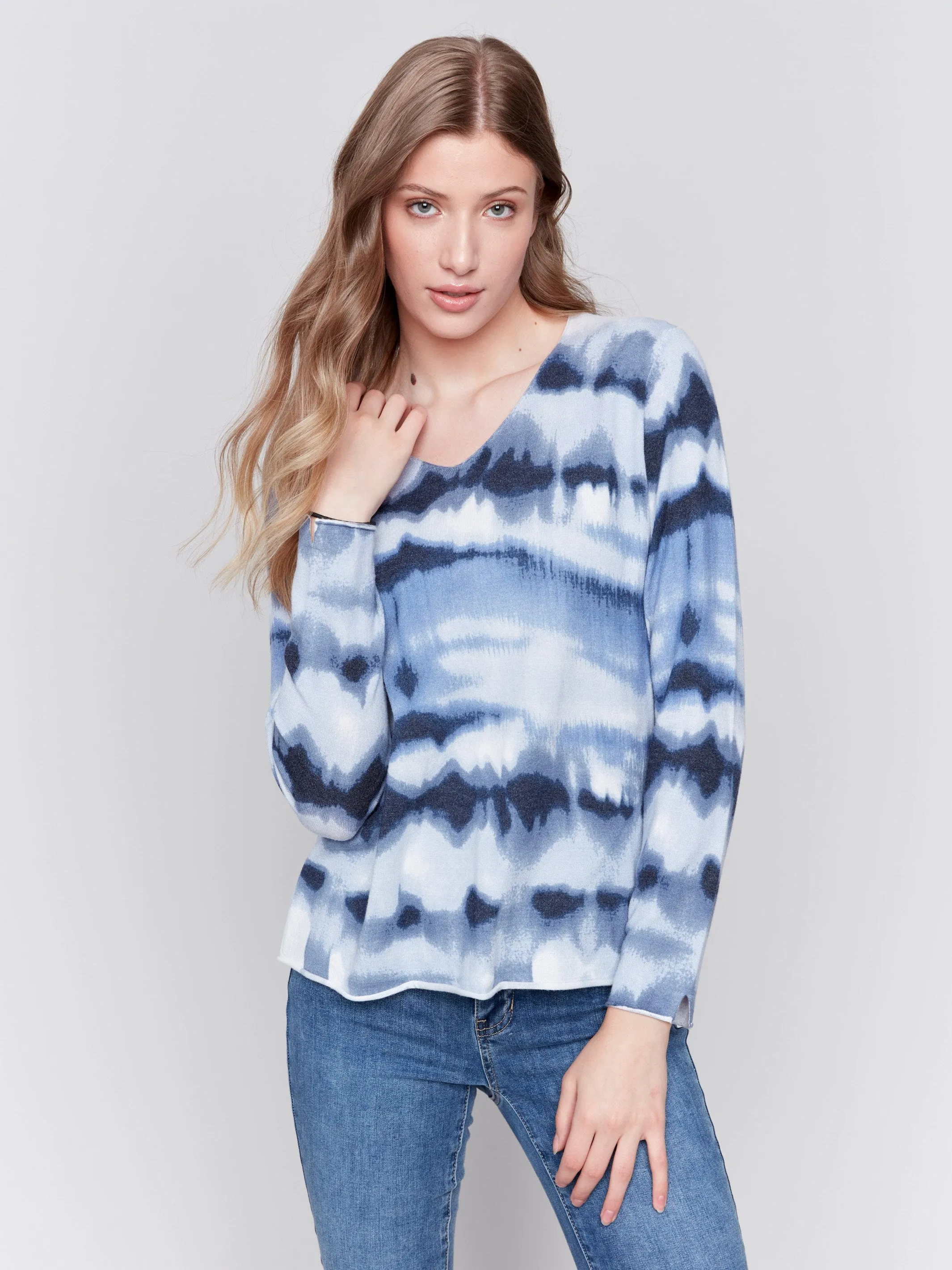 Printed V-Neck Sweater - Navy